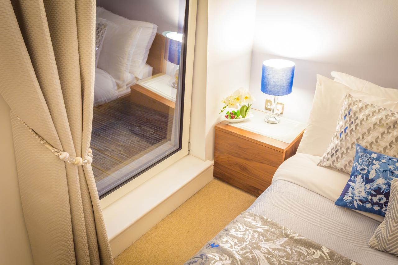 Dockside Walk - Canary Wharf Apartament