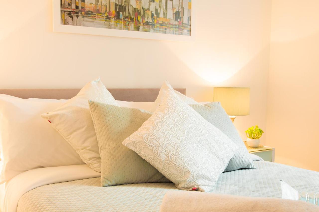 Dockside Walk - Canary Wharf Apartament Londra